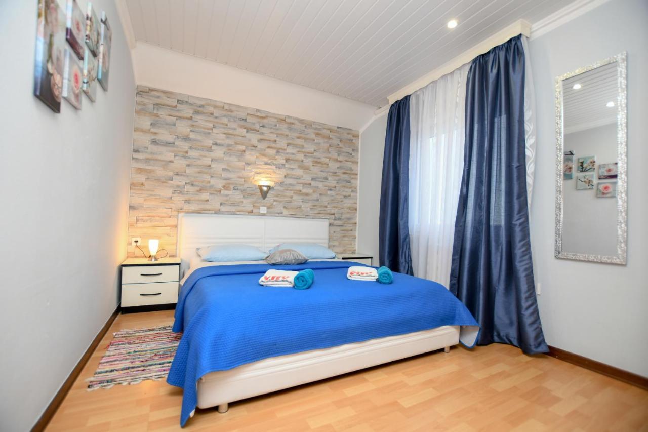 Apartments Katja Porec Exterior photo